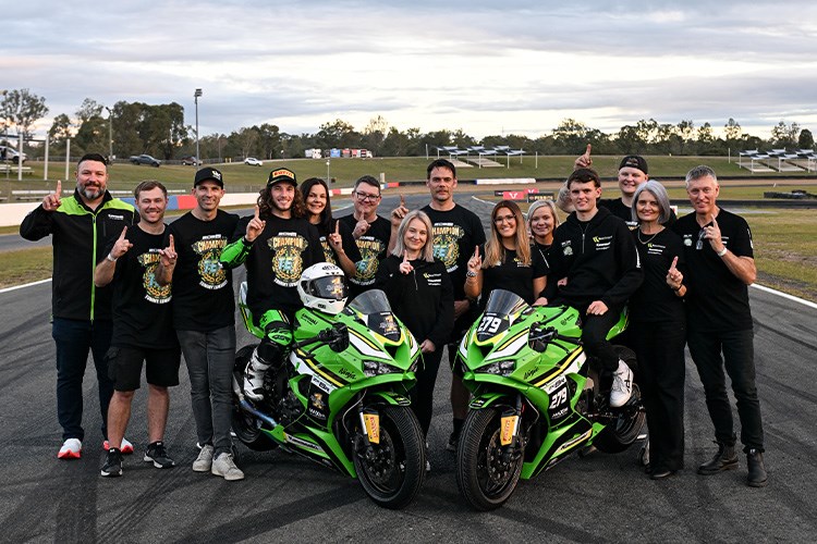 Kawasaki BCperformance Racing Team (Photo Credit: TAYCO Creative)